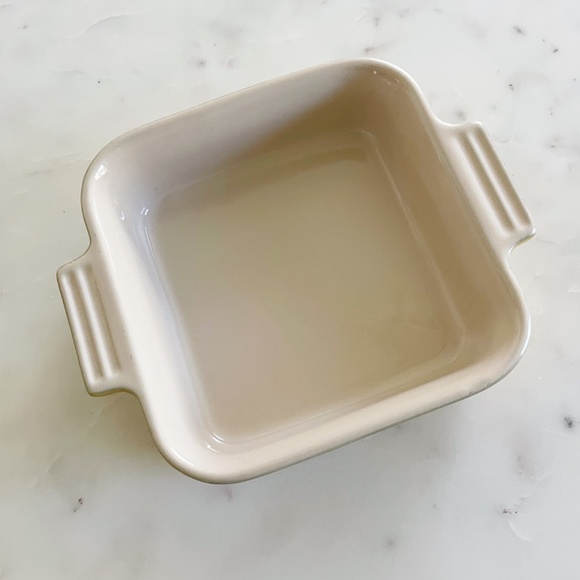 Le Creuset Mustard Yellow Square 14-29 Stoneware Baking Casserole Dish 6" x 6" - Picture 4 of 9